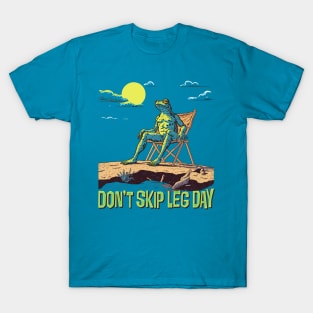 Don't Skip Leg Day --- Cute Gym Frog T-Shirt